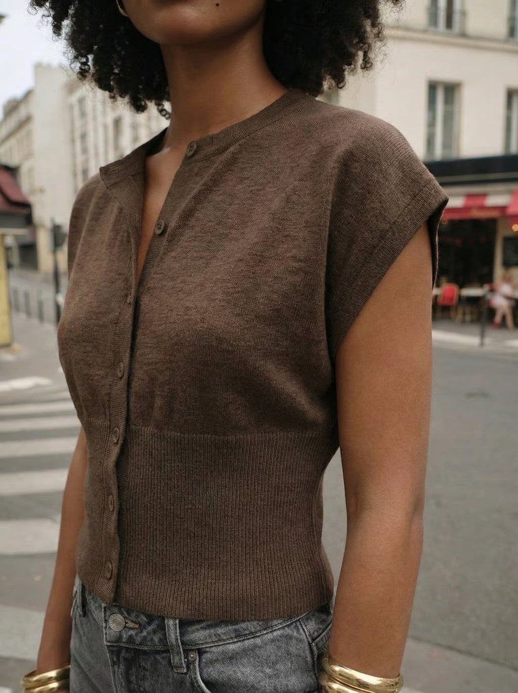 Round Neck Cardigan Sleeveless