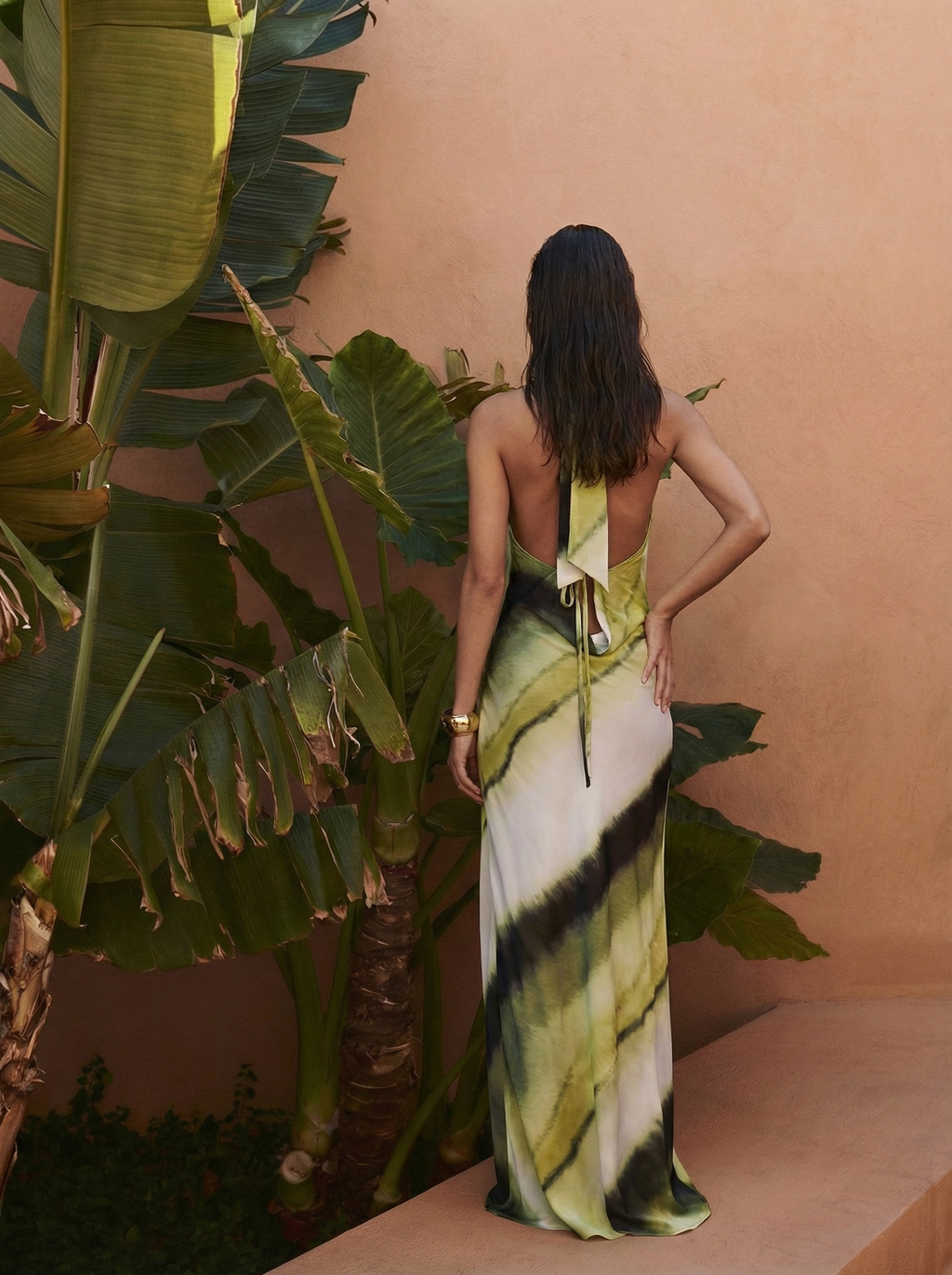 Isla Tropical Halter Maxi